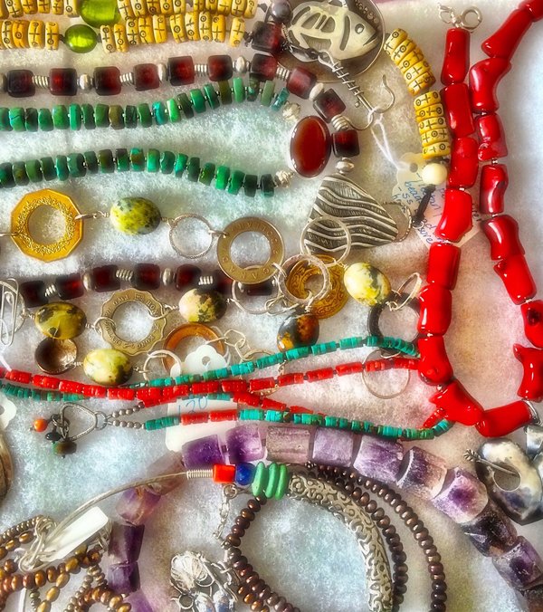 5 idées originales pour célébrer votre amour avec des bijoux uniques