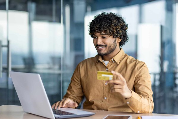 Quelle est la différence entre une carte de crédit et une carte prépayée ?