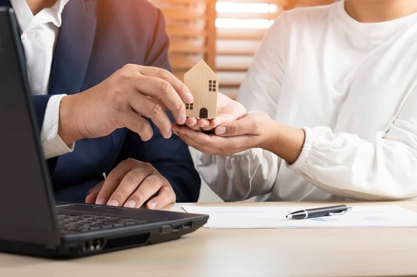 Les avantages de réaliser un diagnostic immobilier complet à Marseille : Vente et location